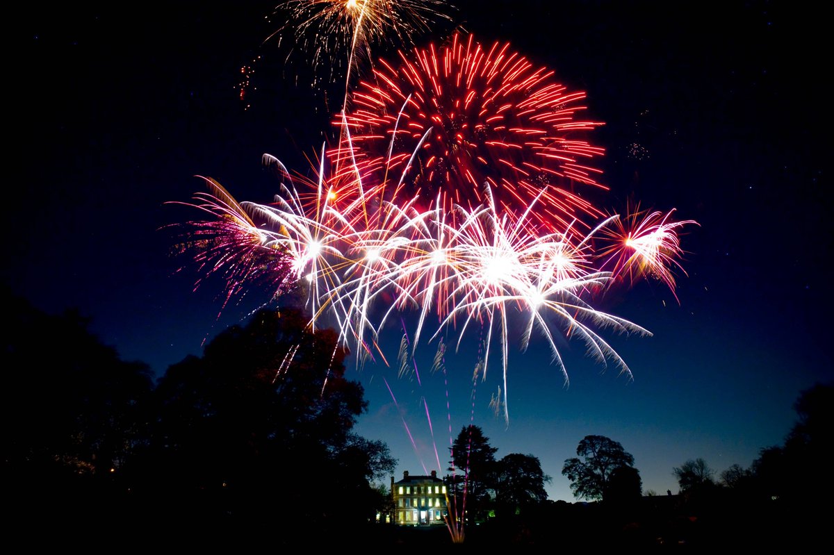 Bonfire Night reminds us of all the cosy joys of this time of year: glowing fires, sparkling skies, and moments shared with our loved ones. 

Wishing all our guests and friends a safe and happy Bonfire Night!🎆