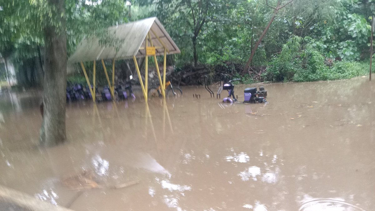 ramusfractus's tweet image. UI tenggelem gara² kebanyakan dosa