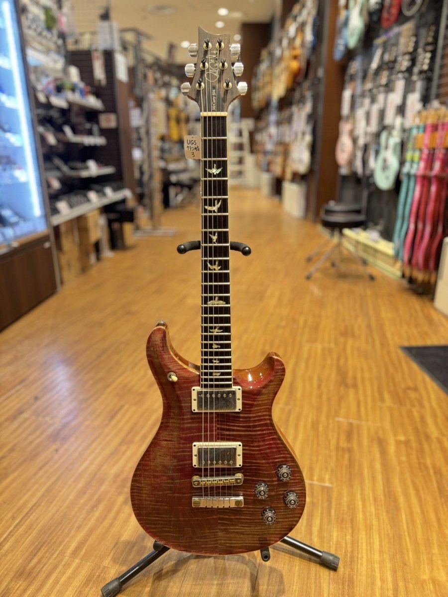 shima_hr_fuchu's tweet photo. 【USED GUITAR SELECTION 展示ギターご紹介】
PAUL REED SMITH McCarty 594 10Top
美しい杢目に一目惚れ必至の鮮やかなカラー✨
ぜひ目の前でその輝きをご覧いただきたい、特別な1本でございます♪
#PRS
#McCarty
#エレキギター https://t.co/MbQ8zloHD9