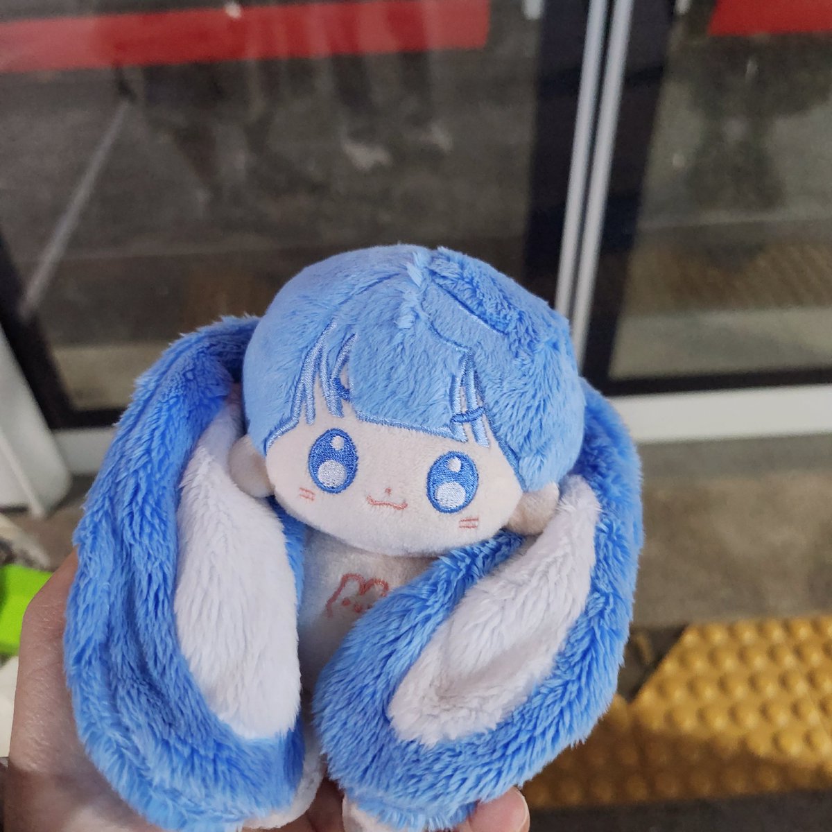 가자~ 데이트 끝내고 기차역까지 데려다주기
#크리미솜솜 #크리미홈스 #밍맹묭