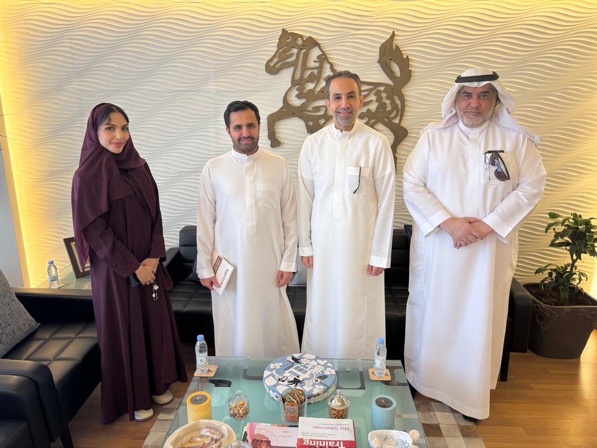 Jadarah_cc's tweet image. انطلاق مشروع | شركة مهاب للأغذية (شرِمب شاك) × شركة جدارة للاستشارات الإدارية
يسرّنا الإعلان عن الإطلاق الرسمي لمشروعنا الاستشاري الجديد مع شركة مهاب للأغذية، المالكة للعلامة التجارية الشهيرة &quot;شرِمب شاك&quot;. يركّز هذا المشروع على المحاور التالية:

- الهيكل التنظيمي
- مصفوفة…