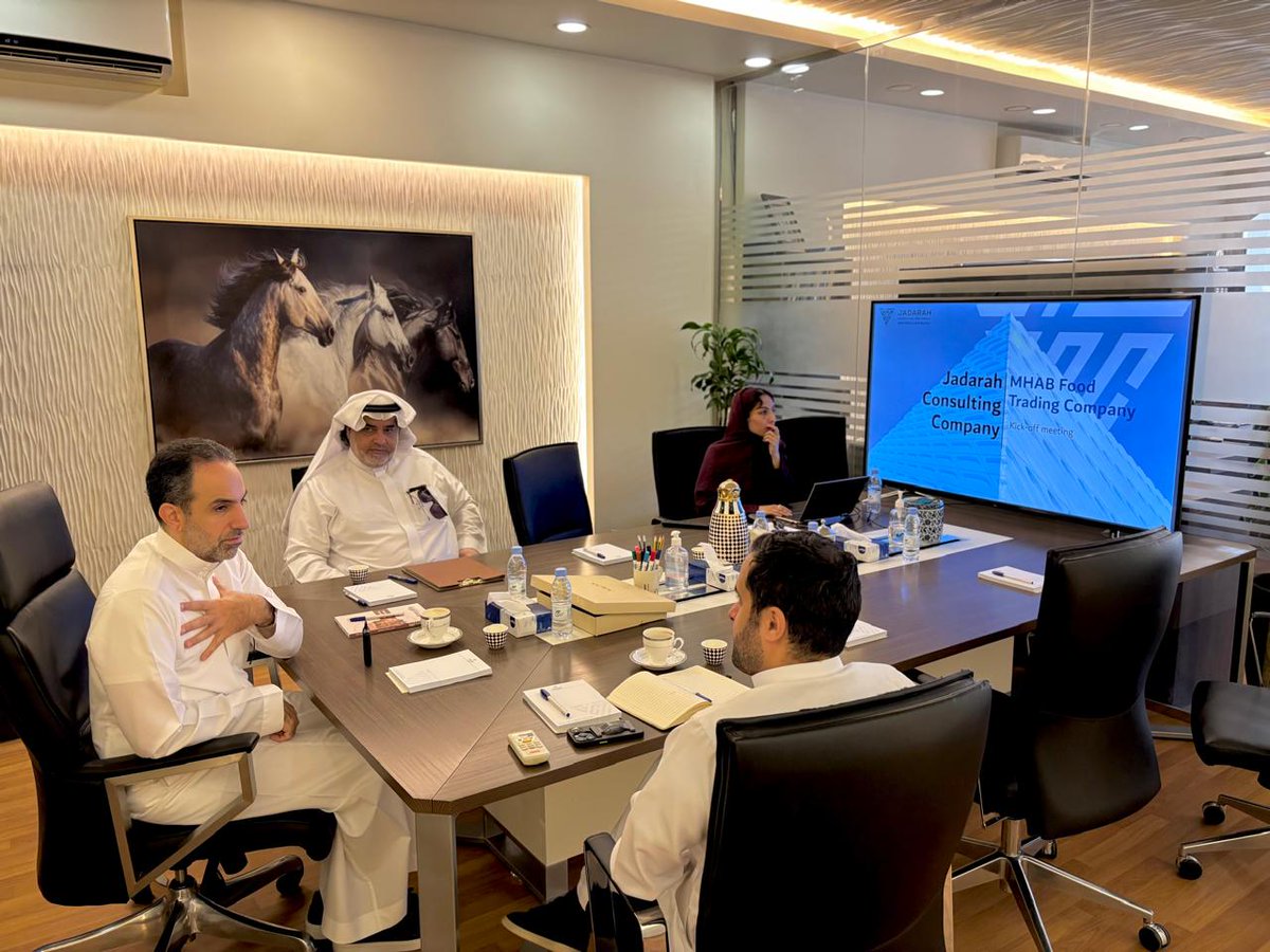 Jadarah_cc's tweet image. انطلاق مشروع | شركة مهاب للأغذية (شرِمب شاك) × شركة جدارة للاستشارات الإدارية
يسرّنا الإعلان عن الإطلاق الرسمي لمشروعنا الاستشاري الجديد مع شركة مهاب للأغذية، المالكة للعلامة التجارية الشهيرة &quot;شرِمب شاك&quot;. يركّز هذا المشروع على المحاور التالية:

- الهيكل التنظيمي
- مصفوفة…