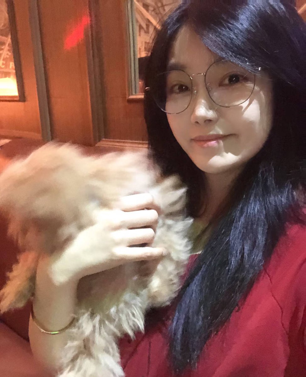 Felipe32633947's tweet photo. 谁能拒绝可爱的🐶呀！
可惜我没有太多时间跟精力去照顾宠物
不然真想养狗狗呀
#老师 #这么可爱谁能拒绝 #狗狗 #宠物 #养狗 https://t.co/6mEBnAMRRF