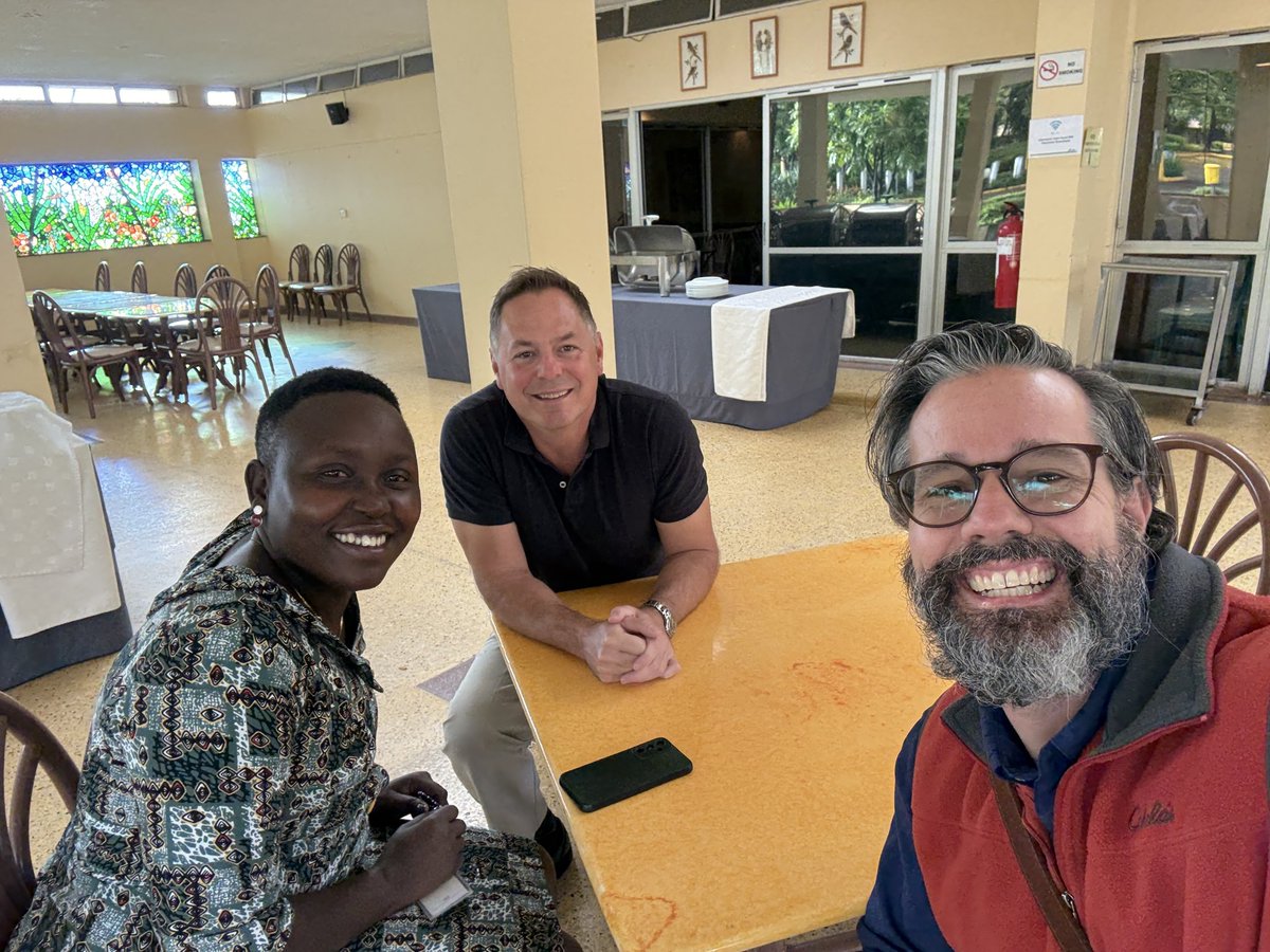 FliesFacility's tweet photo. Getting back together with my friends and colleagues - #bsf at ICIPE in Kenya @BenbowLab @AmulenRuth https://t.co/b1SPxdMeR8