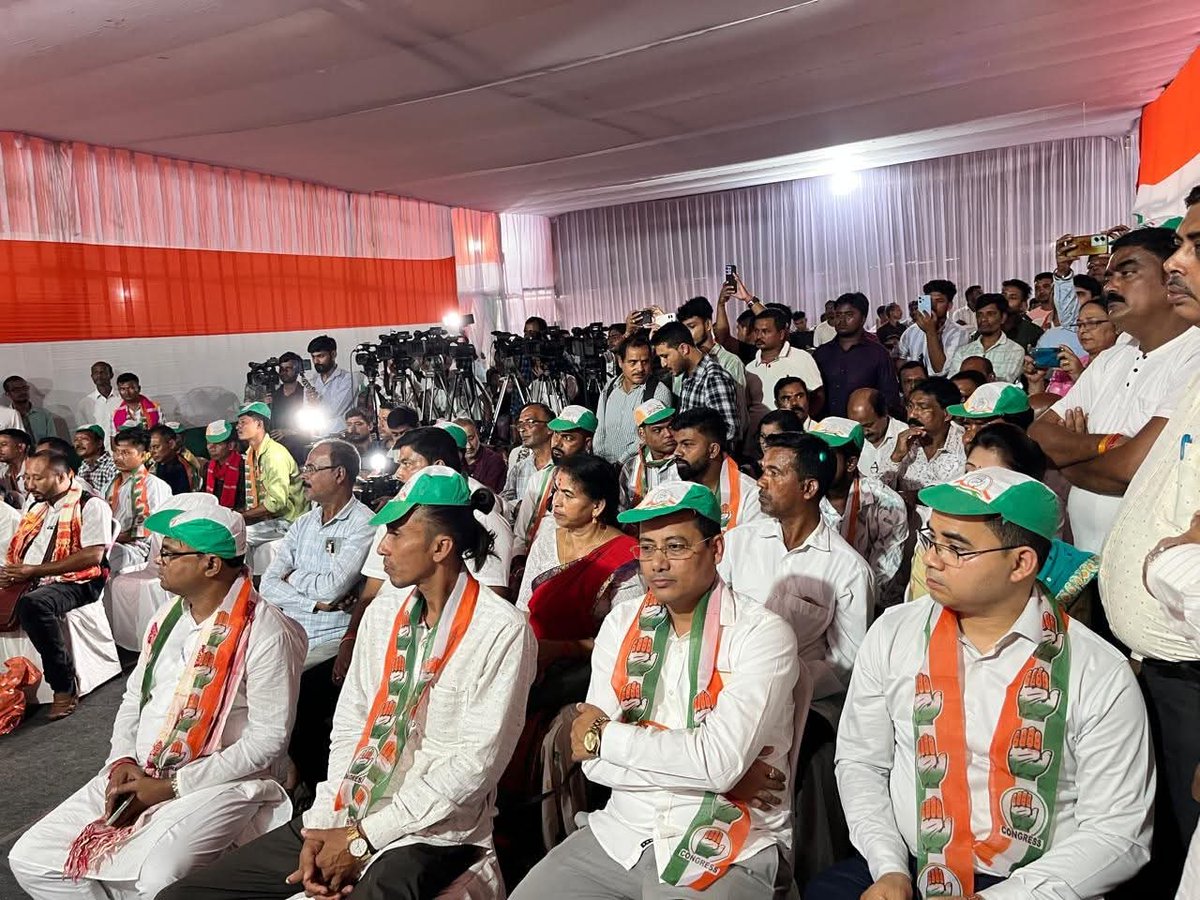 ripunbora's tweet image. Today, I attended the joining program of @INCAssam held at Manabendra Sharma Complex, Guwahati, in the presence of APCC President Shri Gaurav Gogoi and other senior leaders. Former President of Bengali Youth Students Federation Shri Mahananda Sarkar, TMPK Ganashakti founder Shri…
