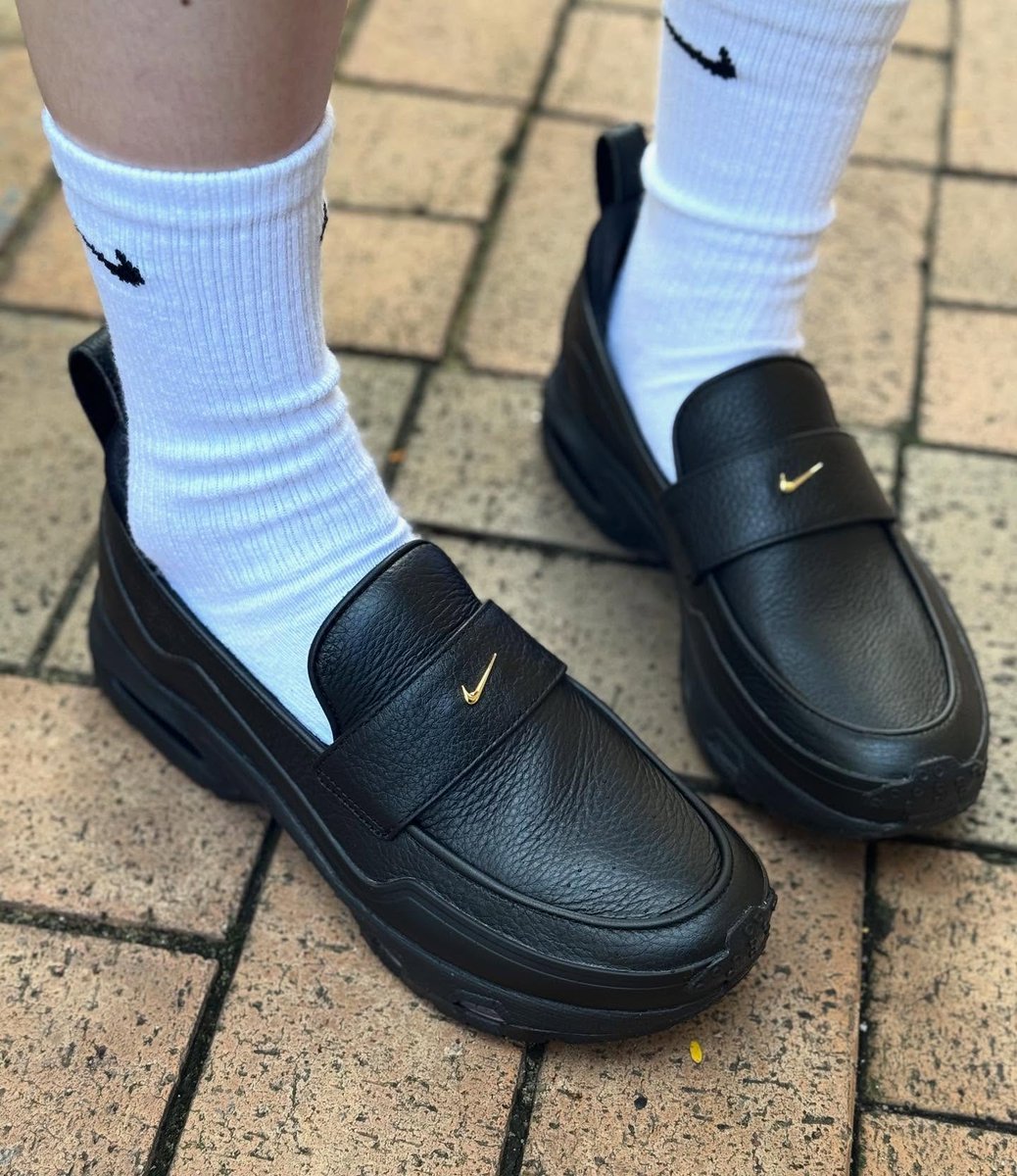 NIKE AIR MAX PHENOMENA “Black/Smoke Grey” (ナイキ エア マックス