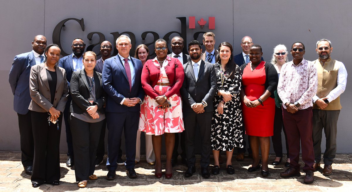 Hier, le Haut-commissaire <a href="/JoshuaTabah/">Joshua Tabah</a> a rencontré les dynamiques dirigeants économiques du #Kenya pour explorer de nouvelles idées de commerce et d’investissement, afin de créer des opportunités partagées et des avantages durables. 🇨🇦🤝🇰🇪#CanadaAuKenya