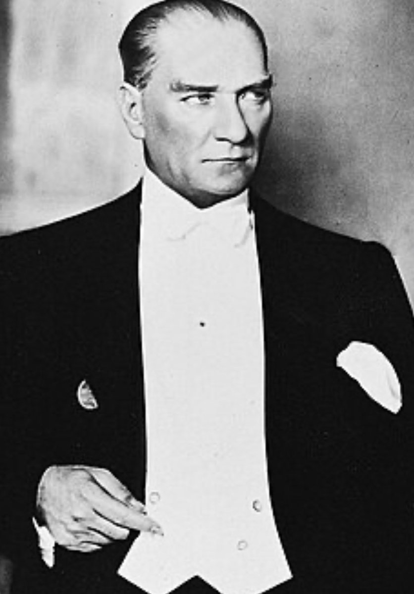 Cumhuriyet bayramımız kutlu olsun💫 Saygı, sevgi ve minnetle🌹