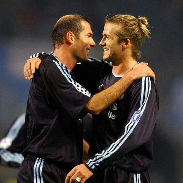 🗣️ David Beckham: “Zizou, you play him a ball anywhere on the pitch, any height, any level, any speed, he’d bring it down like it was just one of those things.” <a href="/RioMeets/">Rio Ferdinand Presents</a> ⭐️