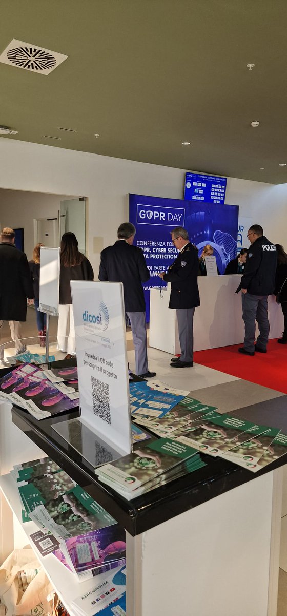 adiconsum's tweet photo. 📌#29ottobre a #Bologna al #GDPRDay #Adiconsum presente con un proprio stand con i materiali della III edizione del progetto #DicoSì Diritti Consapevolezza Opportunità Strumenti Inclusione per colmare il gap digitale, usare correttamente le nuove tecnologie come l'#AI, insegnare come difendersi dalle #truffe e la #cyberprotection

#privacy #CyberSecurity