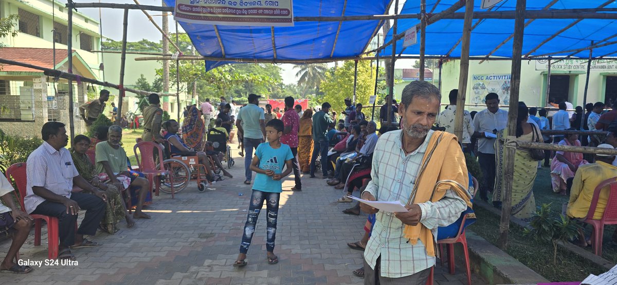 GOP BLOCK tweet media