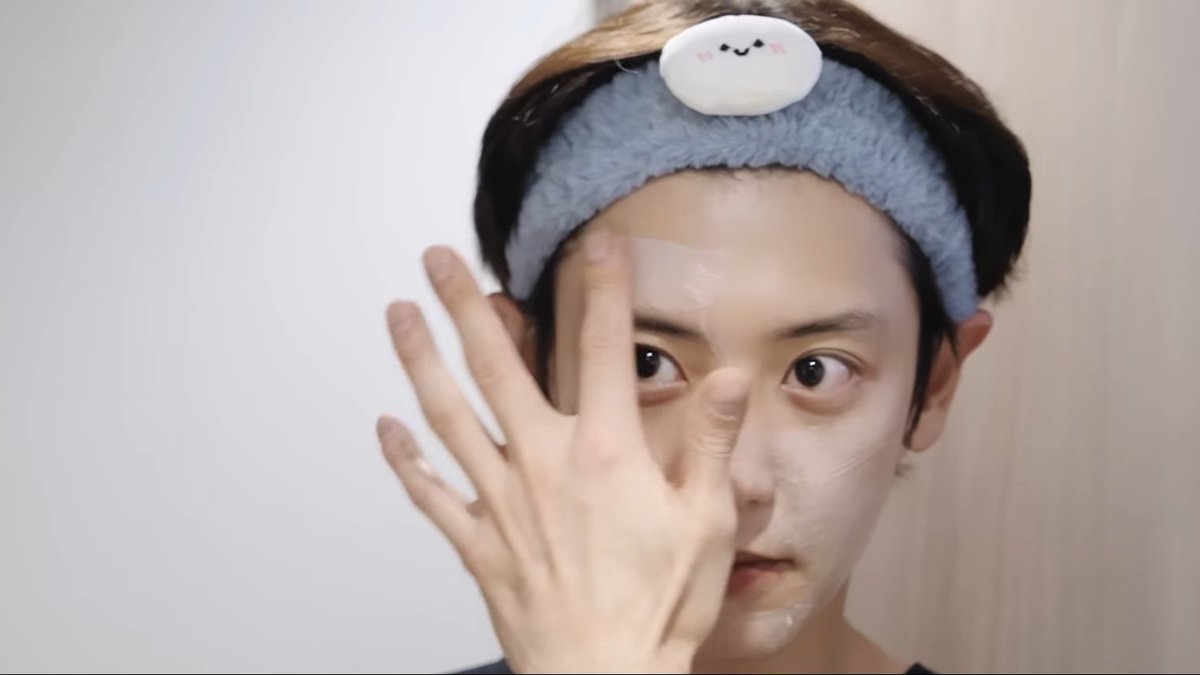 real_CY1127's tweet photo. 🫧🧼

#CHChanyeolEveryWednesday https://t.co/SNEseUm8qI