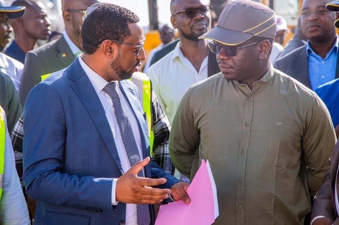 sonkosoul's tweet image. Le Sénégal franchit une nouvelle étape vers la baisse du coût de l’électricité 🇸🇳⚡️

Avec la réception des turbines à gaz de Ndar Énergie, la stratégie Gas To Power s’accélère.

Vers une énergie plus propre, fiable et abordable.

#MEPM #SENELEC #NDARENERGIE #RGS #PETROSEN #GTA