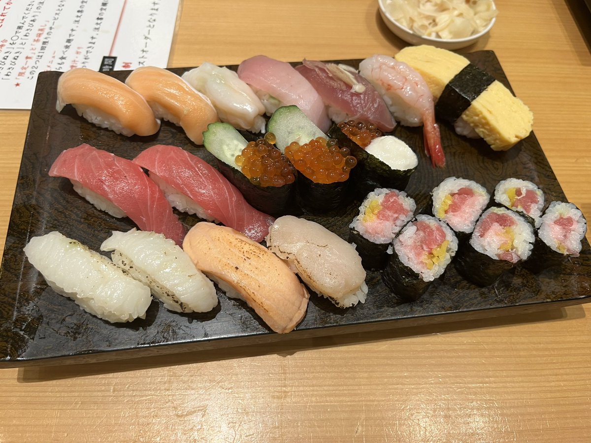 hysmjd3's tweet photo. 朝起きても夜になっても人生辞めたい気持ち変わらないな https://t.co/743bKYQyNw