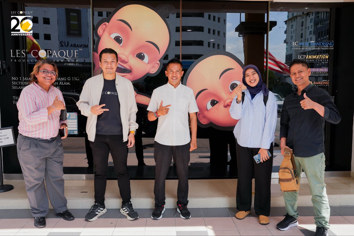 Les' Copaque tweet media