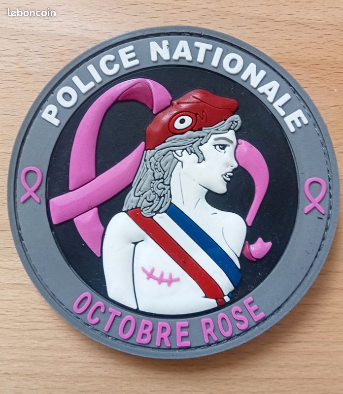 PoliceNat25's tweet image. 🎀#OctobreRose | Pour clôturer ce mois de sensibilisation, les élèves et formateur de l'Académie de police de Montbéliard se sont mobilisés !🤩

🩷200 rondaches vendues
➡️1 600€ reversés au centre de cancérologie de Dijon

Bravo à tous pour cet engagement exemplaire !👏