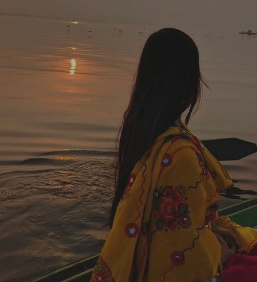 इश्क कोई घाव नहीं जो भर जाएगा,
रिवाज है साहब हीर के बगैर रांझा मर जायेगा।