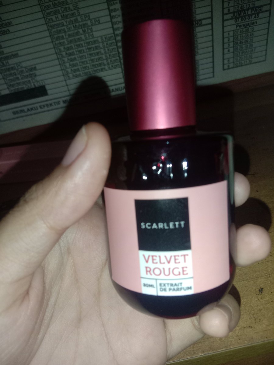 ranniippss's tweet photo. Wts preloved parfume Scarlett Velvet rouge sisa kurleb 90%
35k inc pack + adm shopee 12%
Bisa shopee cod
Minus no box yaa https://t.co/KluxdTnuEx