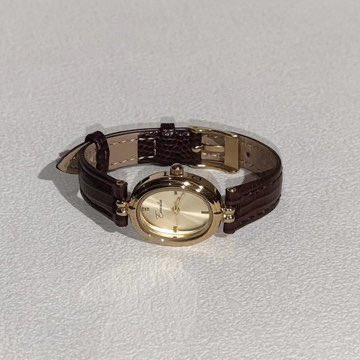 racuncune's tweet photo. Beautiful watch with a small strap

A thread https://t.co/NYc28GMaT3