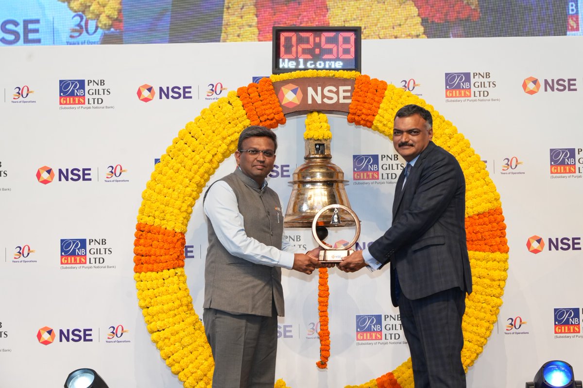 NSEIndia's tweet photo. Congratulations to PNB Gilts Limited on achieving the remarkable milestone of completing 25 years of being listed on @NSEIndia.

#NSEIndia #listing #StockMarket #ShareMarket #PNBGiltsLimited  #25yearsOfListing @ashishchauhan https://t.co/Mrx3BOCTJw