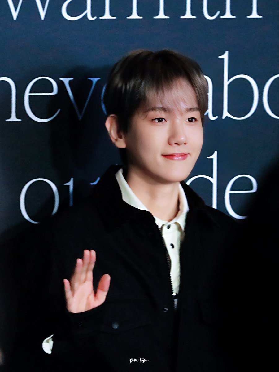 20251029🐶 
<a href="/B_hundred_Hyun/">Baekhyun_EXO</a> <a href="/BAEKHYUN_INB100/">BAEKHYUN_official</a> 

#BAEKHYUN #백현 #변백현 #exo #엑소 
#Reverie #ReverieTour