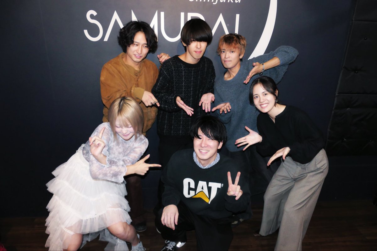 10.28(火)

「Chapter#01」
@ 新宿SAMURAI

新曲披露。
ご来場いただきありがとうございました！

_________________________

📸

w/

ともみ（Ah ieba koh-iu.）
三秒革命
ふじいちゃん（Shimmy Line）

_________________________