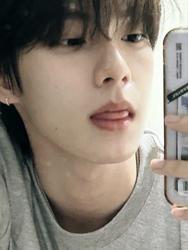 bottle7lee's tweet photo. ㅍㄹㅇ하자고 제안한다 https://t.co/WX6P19Kk6D