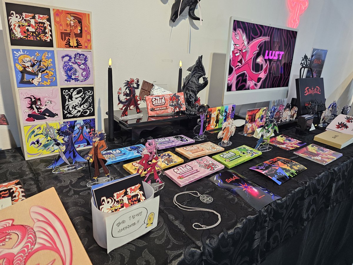 졸업전시 시작-!!!
이렇게 보니 새삼 뿌듯하네요😭