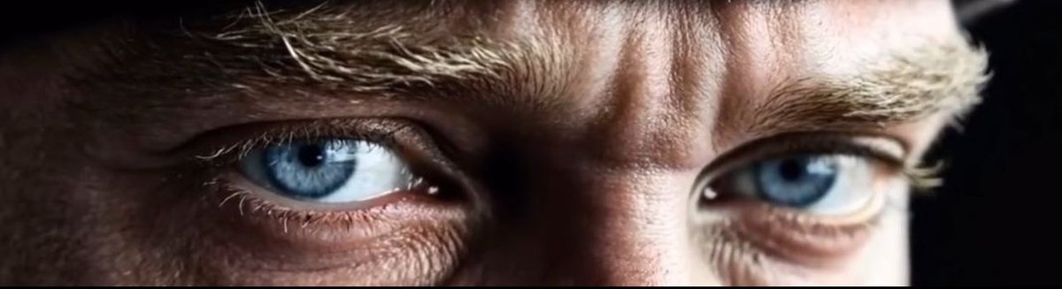 Egemenlik kayıtsız şartsız milletindir.🫡Başkomutan Mustafa Kemal ATATÜRK. Kimsesizlerin kimsesi olan Cumhuriyet’imizin 102 yılı kutlu olsun.