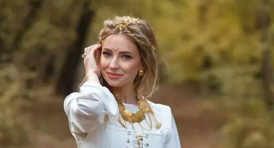 «Советник генпрокурора России Наталья Поклонская сменила имя на Радведу.»   <a href="/Poklonskaya80/">Hаталья Поклонская 💎 (パロディー)</a>  жжёшь, подруга))