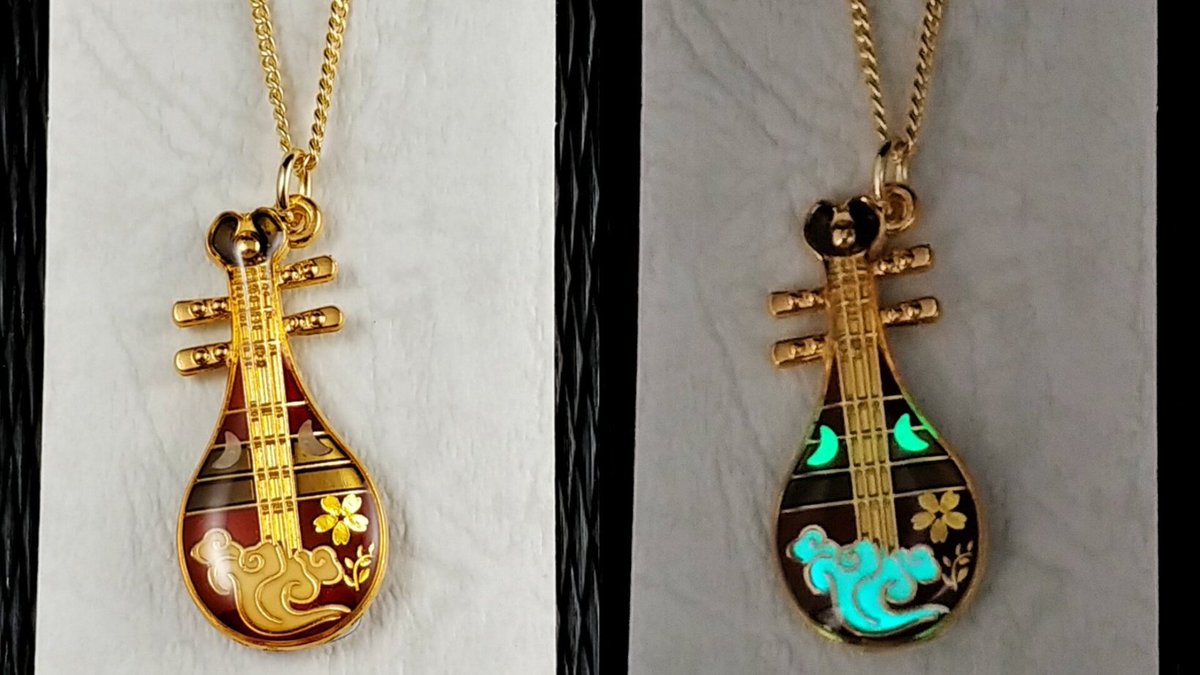 春日部つむぎ ペンダント 👙🍍🌴💙