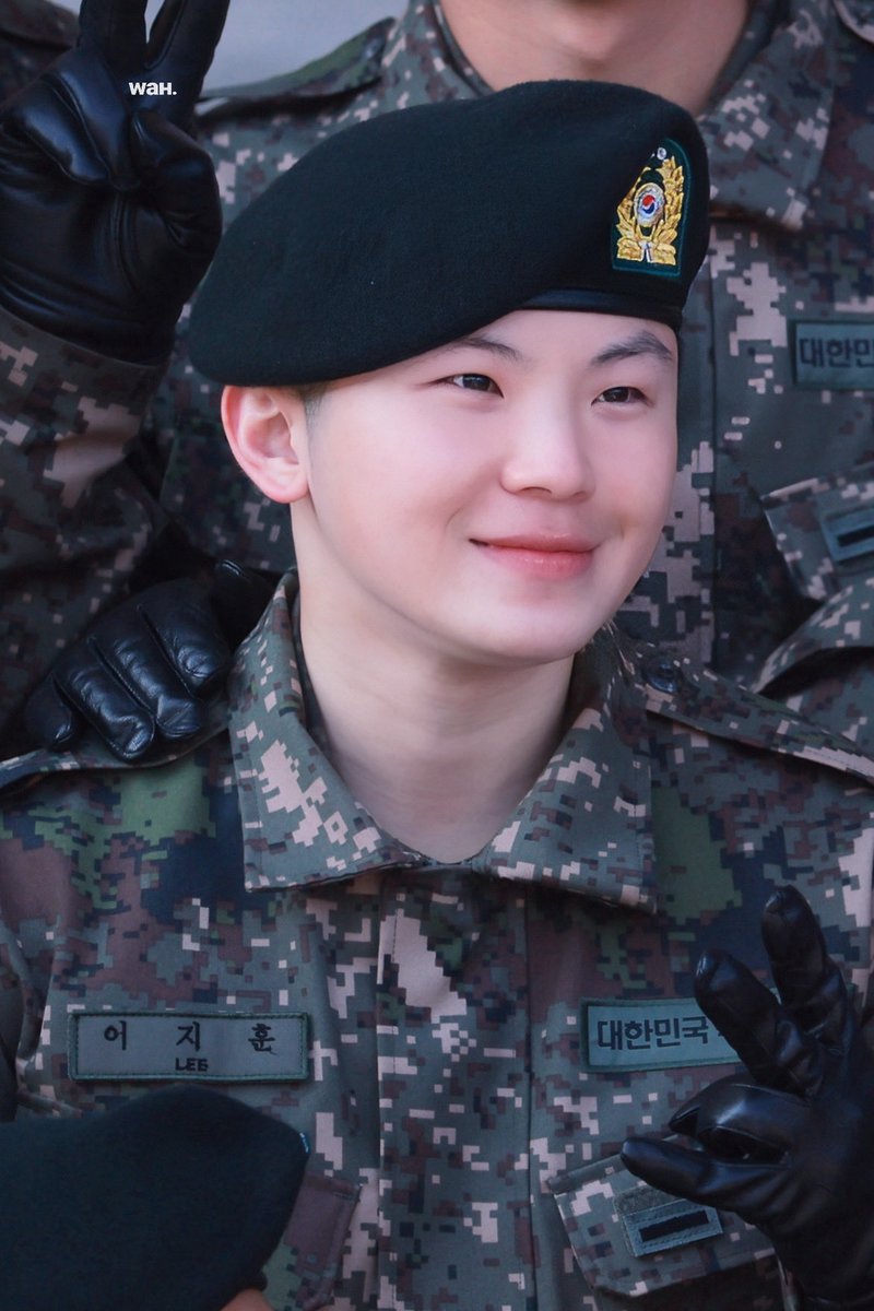 251029 수료식

#우지 #WOOZI #이지훈 #세븐틴 #SEVENTEEN