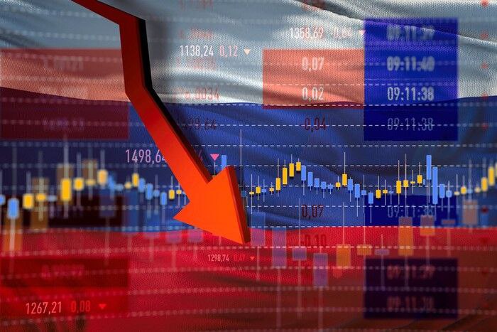 The Central Bank of Russia has predicted that, in the event of tougher sanctions and a drop in oil prices to $35 per barrel, Russia could face its worst economic downturn since the 1990s.

As of now, this remains just a scenario for Russia, not probability. However, the fact that