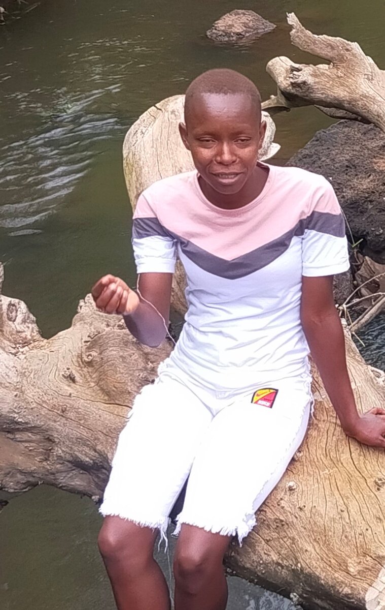 Huwa mnanunua alafu mnaanza kumanifest . Mchezo wa taon.
Anyway, going from this to G wagons is a real win  . 
Watasema nimekuset for bullying 🥹