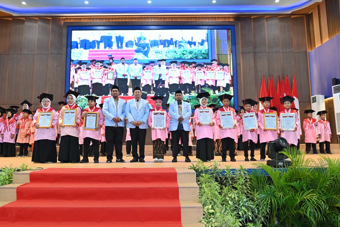 putranox's tweet image. youtu.be/00NoSK45vkg?si…

Good job adek Nay, santri terbaik 1 nilai tertinggi se-Kota Makassar tahun 2025