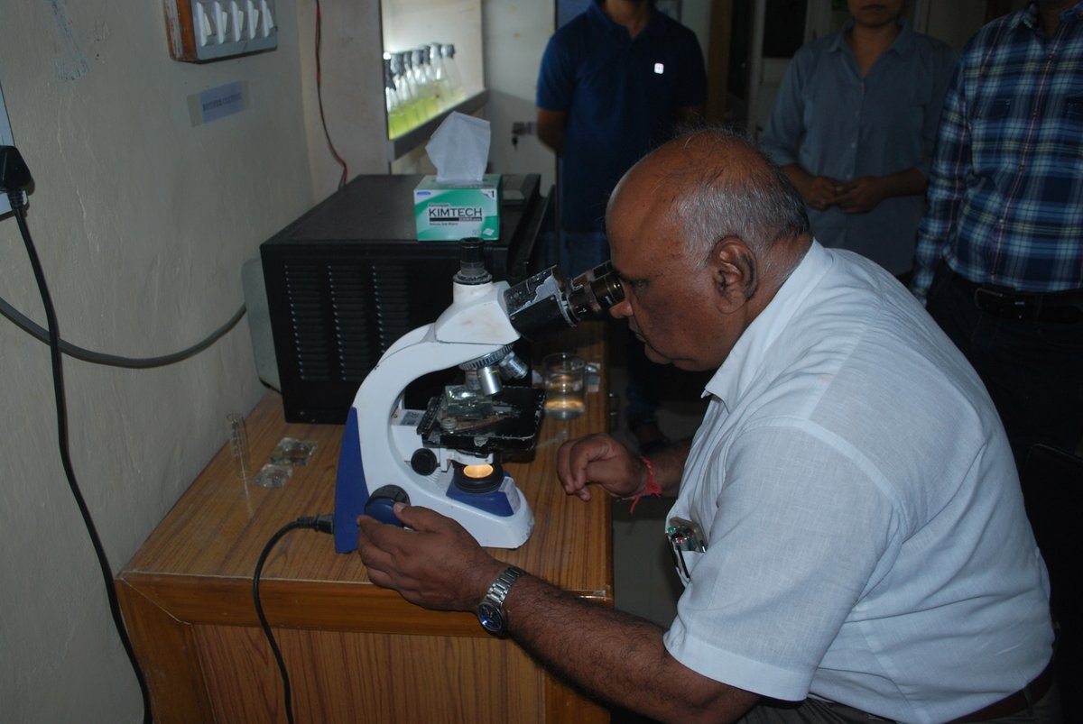 Visit of Hon. Vice Chancellor, Kamdhenu   University, Gandhinagar to Fisheries Research Station, Okha and Seaweed   Farming site at Beyt Dwarka