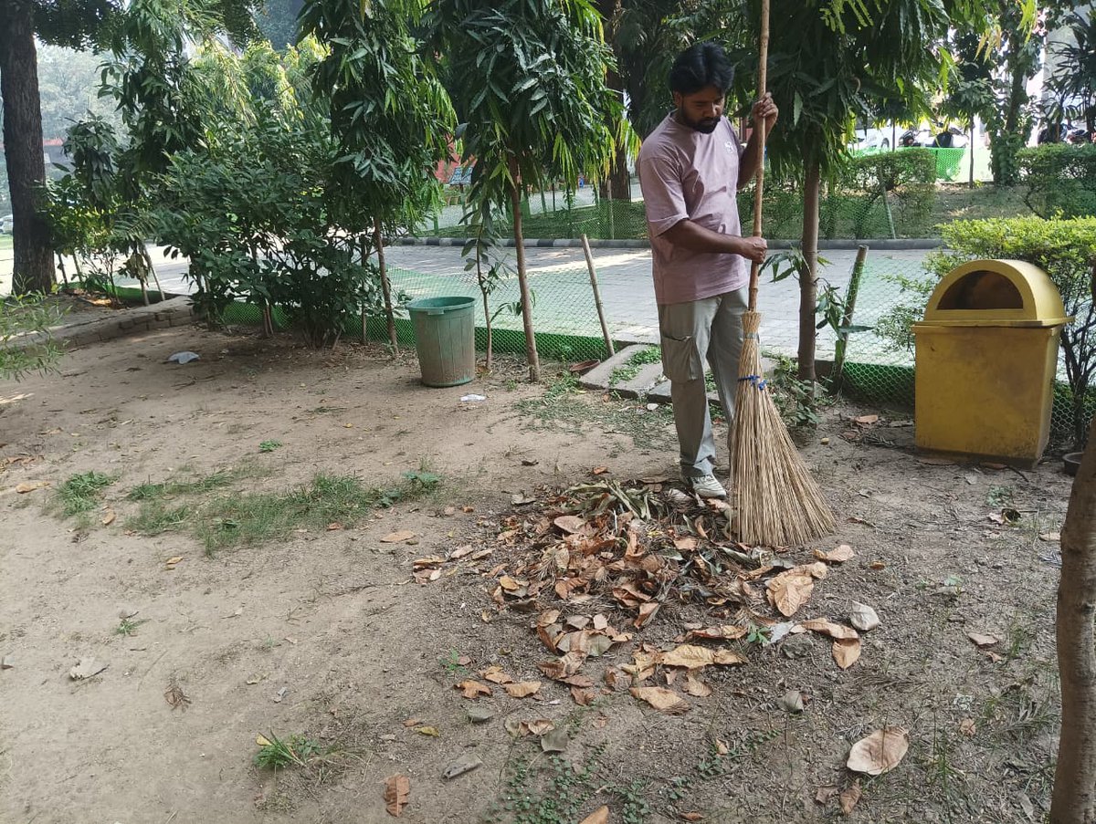SCERTCHD_32's tweet photo. #SwachhBharat 
#SwachhataHiSeva2025 
#SpecialCampaign5 https://t.co/ICVuw03eHE