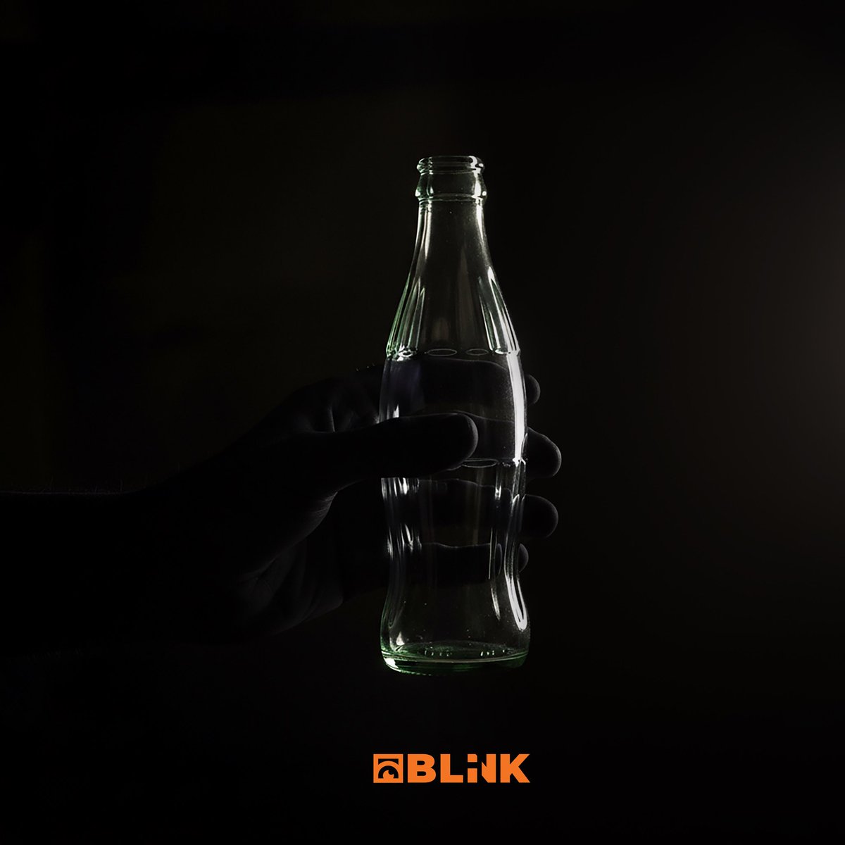 In 1915, Coca-Cola created a bottle so unique it could be recognized anywhere, even in the dark. That design turned packaging into identity. At Blink Marketing, we design with the same purpose: Learn more linktr.ee/blinkmarketing
#blinkmarketing #blinkzm #marketingstrategy