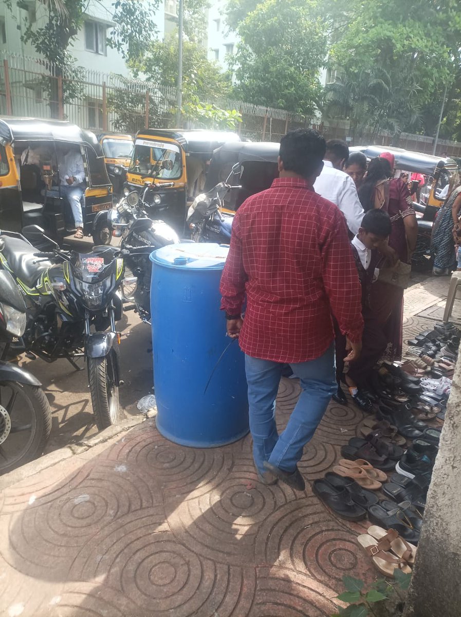 पता कांडारपाडा दहिसर लगातार अनाधिकृत तरीके से लोगो का धर्मपरिवर्तन कराया जा रहा है स्थानिक आमदार सोने मे व्यस्त है और प्रसाशन भी हाथ पर हाथ रख के बैठा है <a href="/Dev_Fadnavis/">Devendra Fadnavis</a> <a href="/manishaBJP/">Manisha Chaudhary</a> <a href="/MHBColonyPS/">एम एच बी काॅलनी पोलीस ठाणे -M H B Colony PS Mumbai</a> <a href="/DcpZone11Mumbai/">पोलीस उप आयुक्त परिमंडळ ११ - DCP ZONE 11 Mumbai</a> तुरंत कार्यवाही करें अन्यथा लॉ एंड आर्डर के लिये आप स्वयं जिम्मेदार है