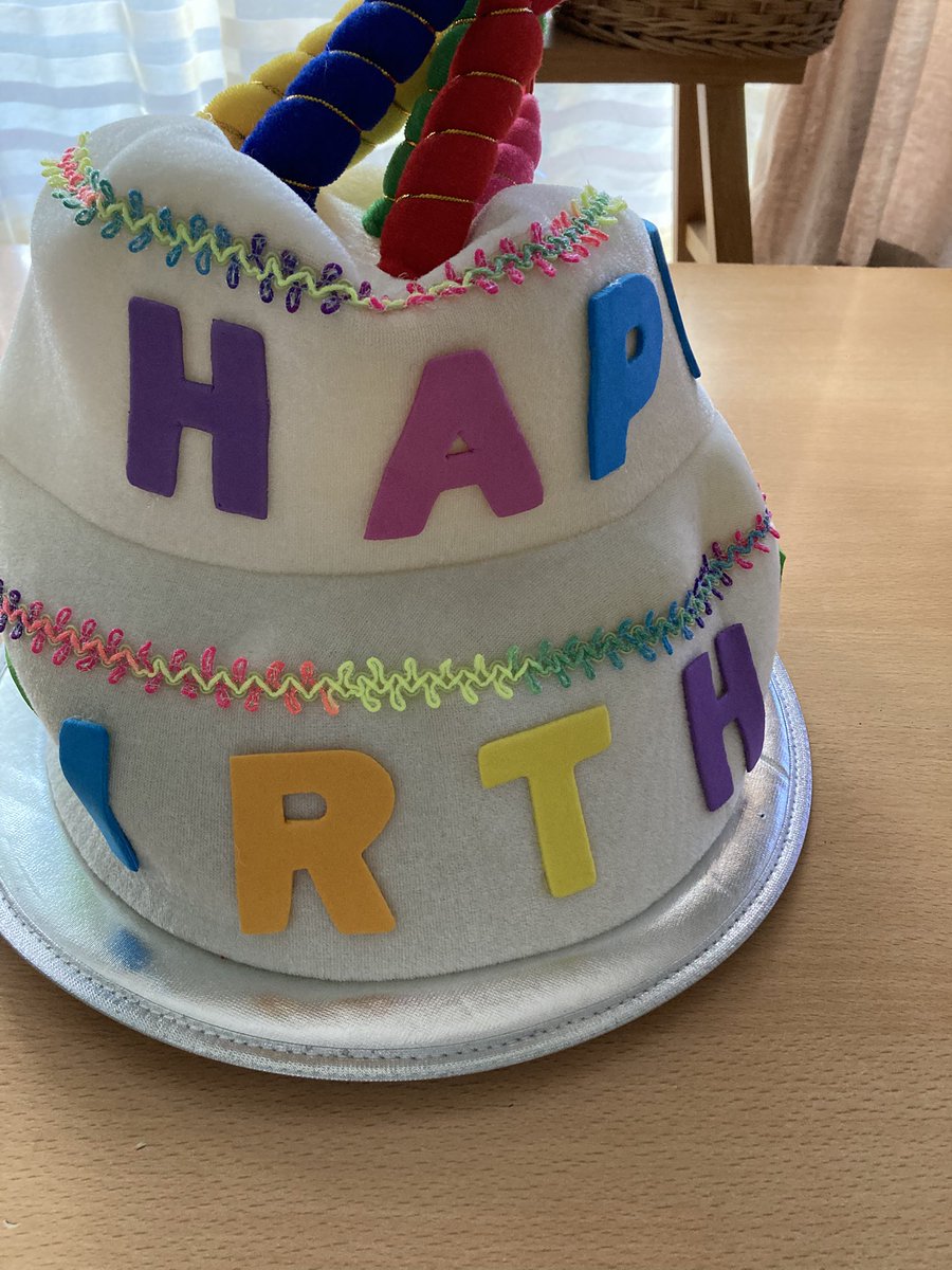 それと何か見覚えある、、と思ったら
家にあったのでした🤭
今年息子が誕生日の時に
友達から貰ってきたやつ！笑

めっちゃ場所取るのに
捨てられなくなってしまった、、😇

#庄司浩平
#庄司浩平誕生祭2025