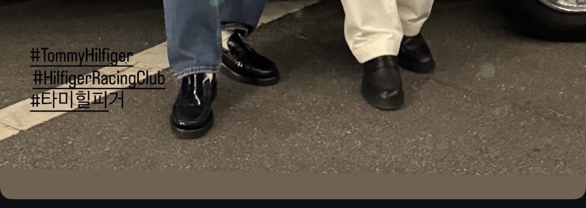 ㄴㅏ는 하단에 이게 너무 긔얍다
수평안맞고 태그 배경 안 깔고 그런거…