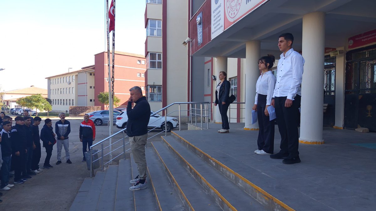 Okulumuzda 29 Ekim Cumhuriyet Bayramı büyük çoşkuyla kutlandı🇹🇷🇹🇷🇹🇷 <a href="/sadoglu_salih/">Salih Sadoğlu</a> <a href="/Diyarbakirmem/">Diyarbakır İl Millî Eğitim Müdürlüğü</a> <a href="/Kayahansubasi/">Kayahan Subaşı</a> <a href="/kayapinarmem/">Kayapınar İlçe Millî Eğitim Müdürlüğü</a> <a href="/TheKaymakam/">Ömer BİLGİN</a>