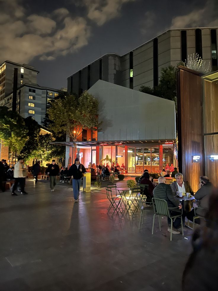 GM everyone, happy wednesday. I hope you're doing well, let's have a blast today 🙌🌻