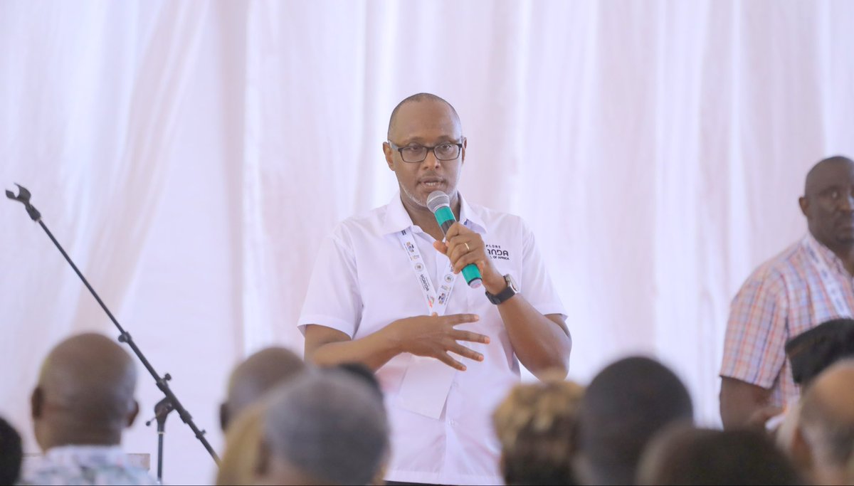 TourismBoardUg's tweet photo. We had the pleasure of participating in the 2-day 4th Uganda–Kenya Coast Tourism Conference in Malindi, where our CEO @JulzKagwa spoke on youth, innovation & tech as catalysts for inclusive tourism.

Ugandan tour operators & influencers also explored coastal attractions on a farmtrip with a reciprocal Uganda experience planned next.

#ExploreUganda #Tourism #EastAfricaIntegration