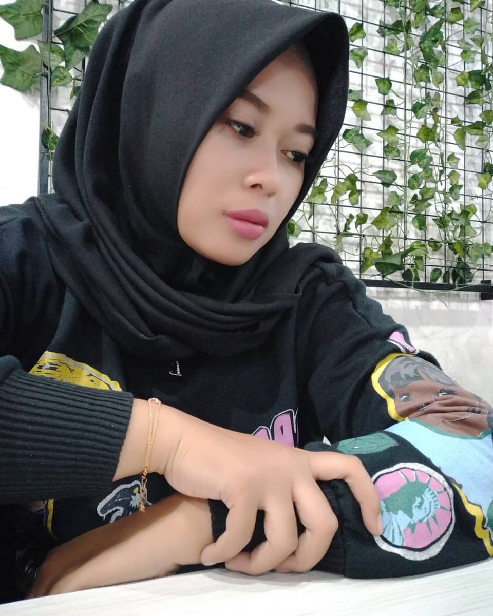 Bunda Merlina tweet media
