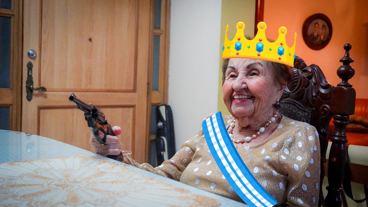 A mi nieta no me la sacan de ningun reinado izquierdosos doble hptas