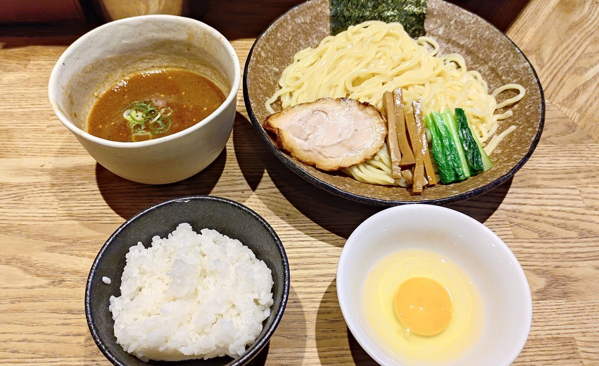 つけ麺食べてきた🍜
麺屋ぬかじ
たまごかけご飯🍚(無料)
渋谷宇田川町
😋
#ちーカワらーめん日記