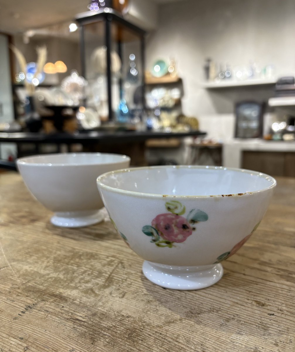 ヨシノヒトシさんの展示会。会期中伺うのは難しいかなと思っていました