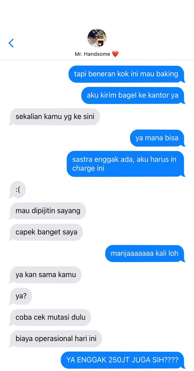 ninemoirai's tweet photo. kalian semua cuma ngontrak guys, termasuk aku sih 😔 https://t.co/sW5lApVR6X