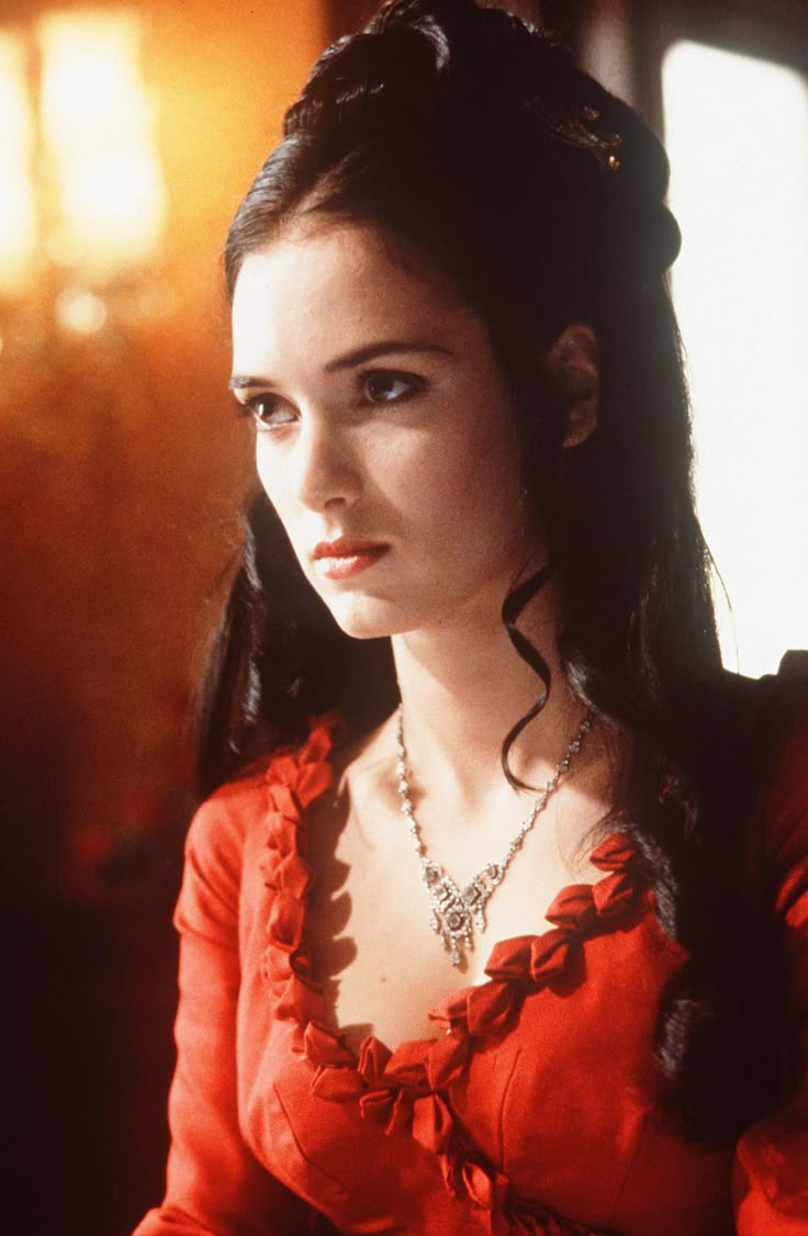 She is one of those women created by God… to show… that there is a heaven… and that its light is here on earth

Dracula
Bram Stoker

Bram Stoker's Dracula 1992
dir Francis Ford Coppola

Winona Ryder 🎂